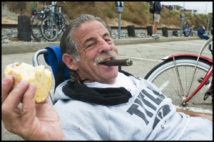 I went down to watch the annual Wharf to Wharf 10K road race this morning. Arthur was there with his cigar, cinnamon roll and coffee. His 20th year viewing the race action.